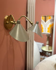 Wandlampe 2 armig beige